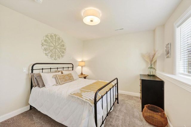 2150 Baptisia Pass, Sun Prairie, WI 53590