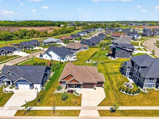 2150 Baptisia Pass, Sun Prairie, WI 53590