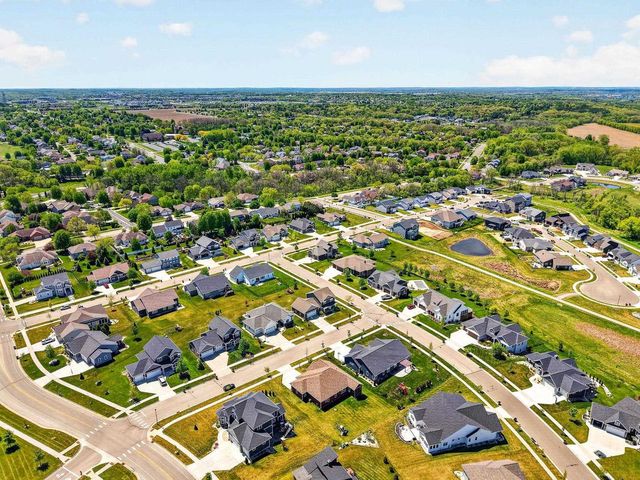 2150 Baptisia Pass, Sun Prairie, WI 53590