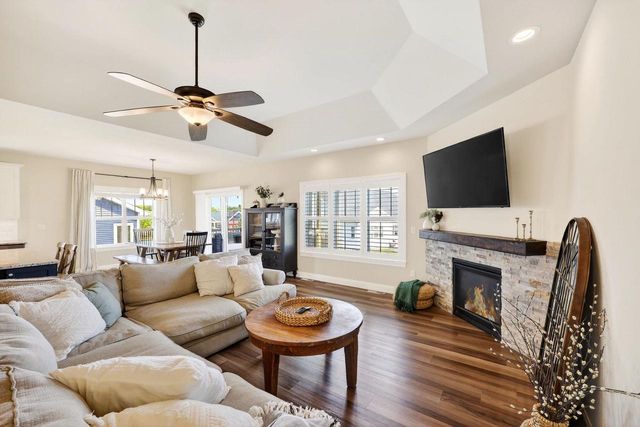2150 Baptisia Pass, Sun Prairie, WI 53590