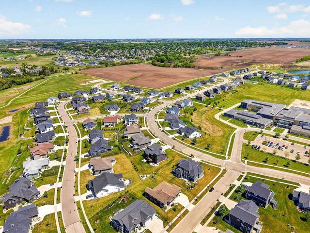 2150 Baptisia Pass, Sun Prairie, WI 53590