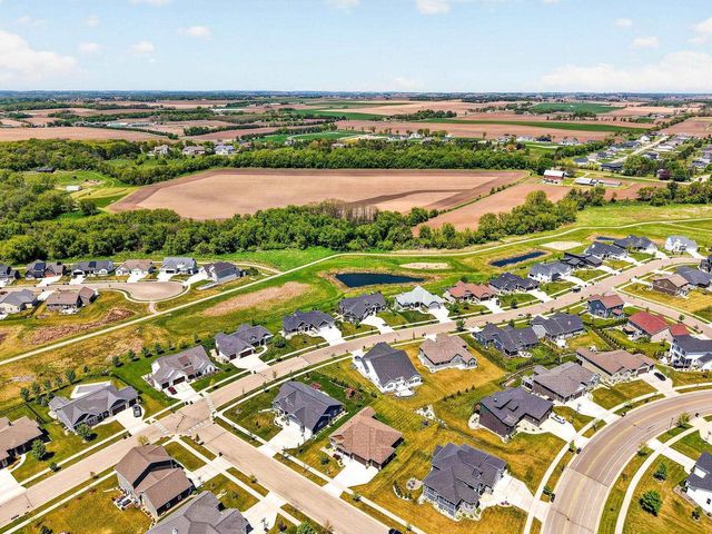 2150 Baptisia Pass, Sun Prairie, WI 53590