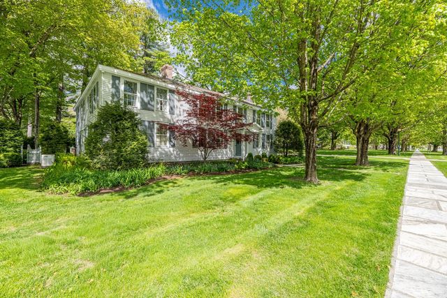 3373 Main Street, Manchester, VT 05254