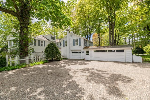 3373 Main Street, Manchester, VT 05254