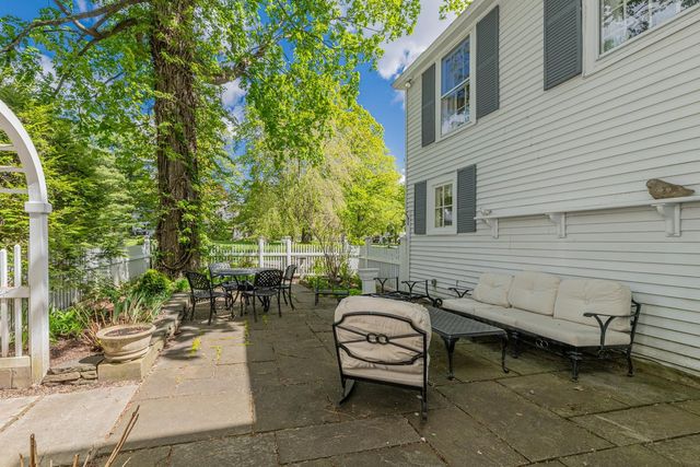3373 Main Street, Manchester, VT 05254