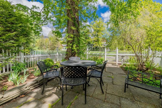 3373 Main Street, Manchester, VT 05254