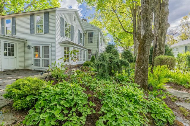 3373 Main Street, Manchester, VT 05254