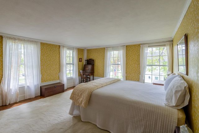 3373 Main Street, Manchester, VT 05254