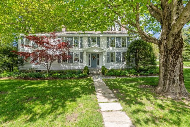 3373 Main Street, Manchester, VT 05254