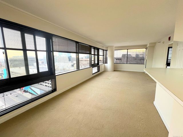 127 Greyrock Place 1613, Stamford, CT 06901