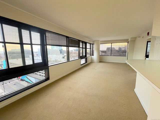 127 Greyrock Place 1613, Stamford, CT 06901