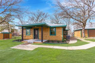 321 Crescent Drive, Pottsboro, TX 75076