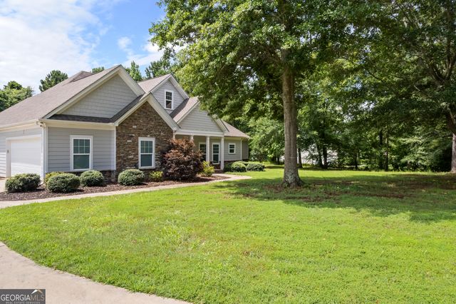 104 Bonny Oaks Drive, Lagrange, GA 30240