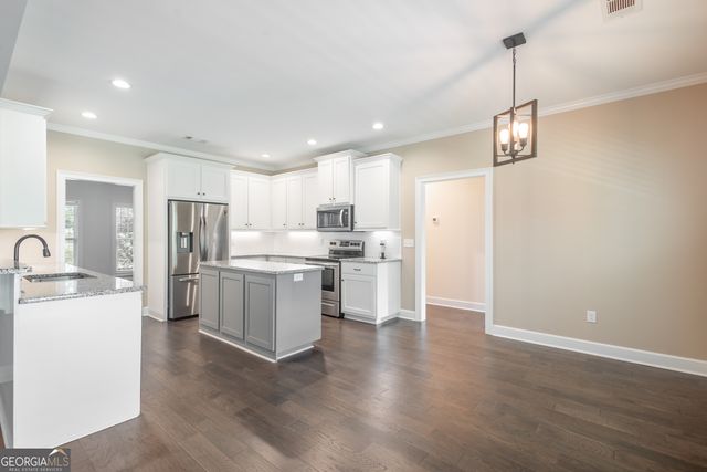 104 Bonny Oaks Drive, Lagrange, GA 30240