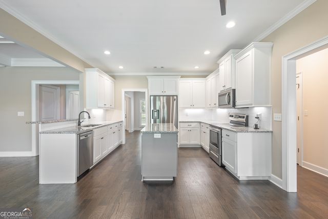 104 Bonny Oaks Drive, Lagrange, GA 30240