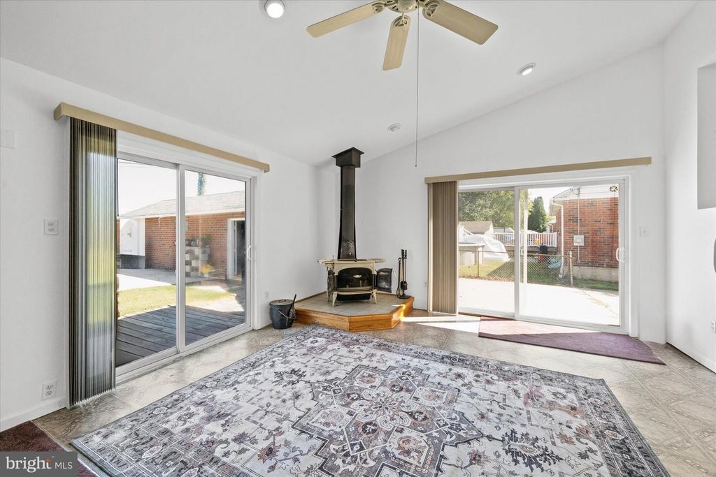 25 MONTICELLO BLVD, New Castle, DE 19720