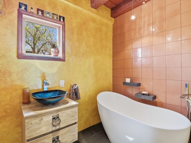1204 Agua Fria Street, Santa Fe, NM 87501