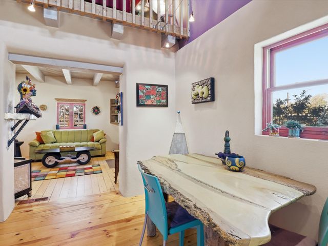 1204 Agua Fria Street, Santa Fe, NM 87501