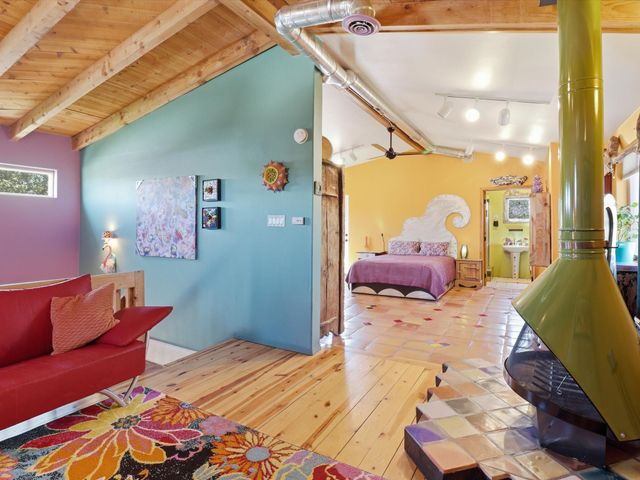 1204 Agua Fria Street, Santa Fe, NM 87501