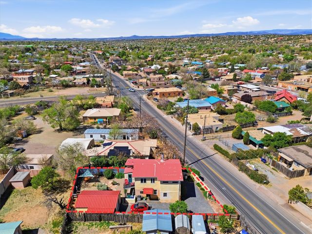 1204 Agua Fria Street, Santa Fe, NM 87501