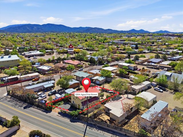 1204 Agua Fria Street, Santa Fe, NM 87501