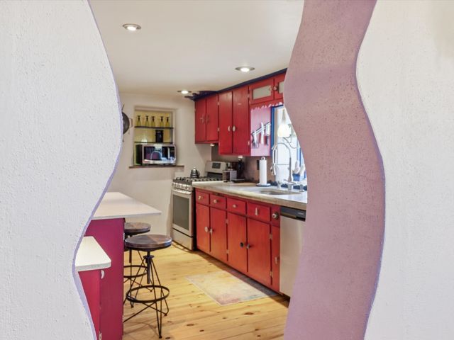 1204 Agua Fria Street, Santa Fe, NM 87501