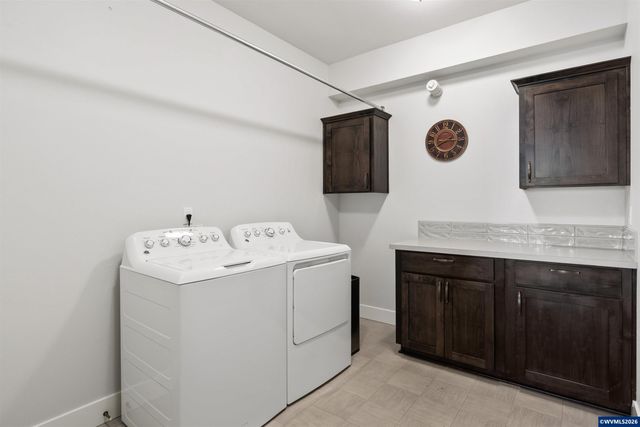 1777 Bryans Pl NW, Albany, OR 97321