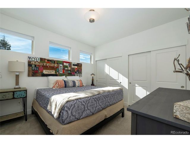 40 Journey Way, Fraser, CO 80442