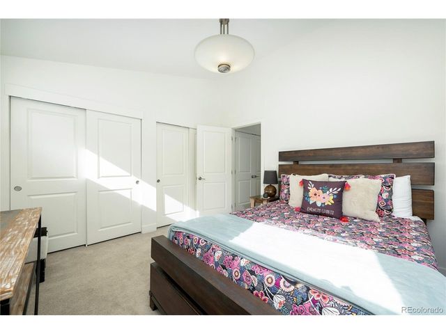 40 Journey Way, Fraser, CO 80442