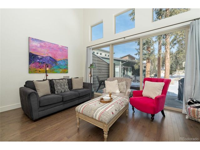 40 Journey Way, Fraser, CO 80442