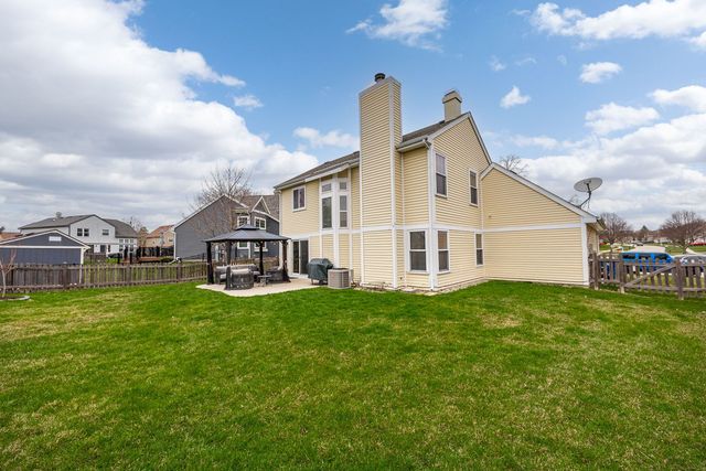 1398 Newcastle Court, Bartlett, IL 60103