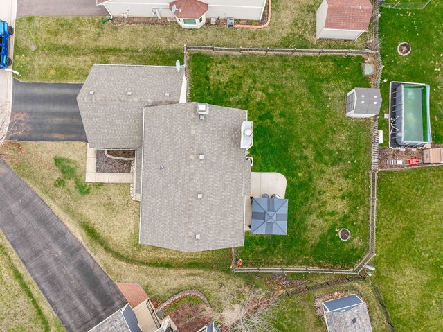 1398 Newcastle Court, Bartlett, IL 60103