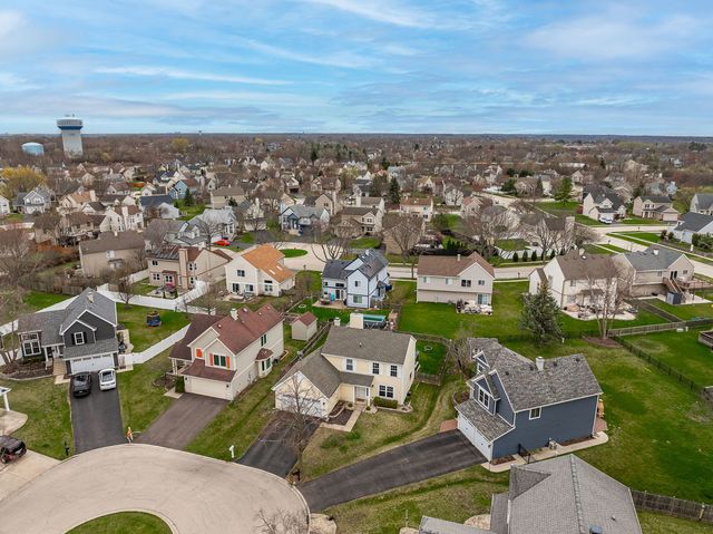 1398 Newcastle Court, Bartlett, IL 60103