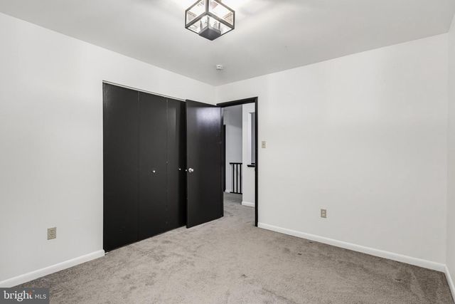 6103 TRIANGLE DR, Columbia, MD 21044