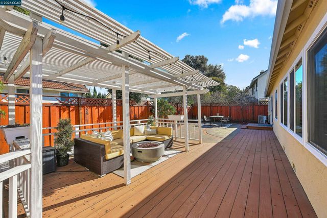 4413 Marsh Elder Ct, Concord, CA 94521