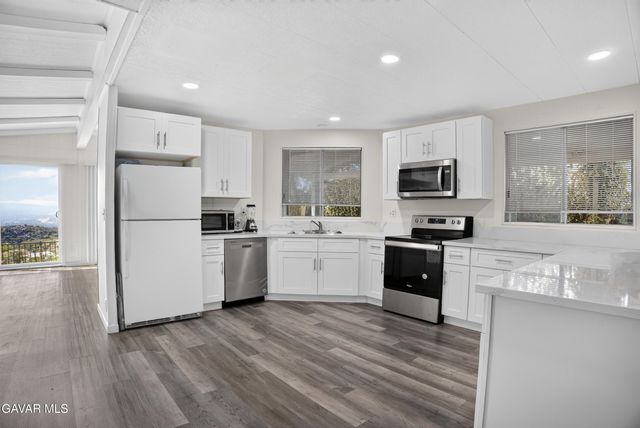 24303 Woolsey Canyon Road 137, Canoga Park, CA 91304