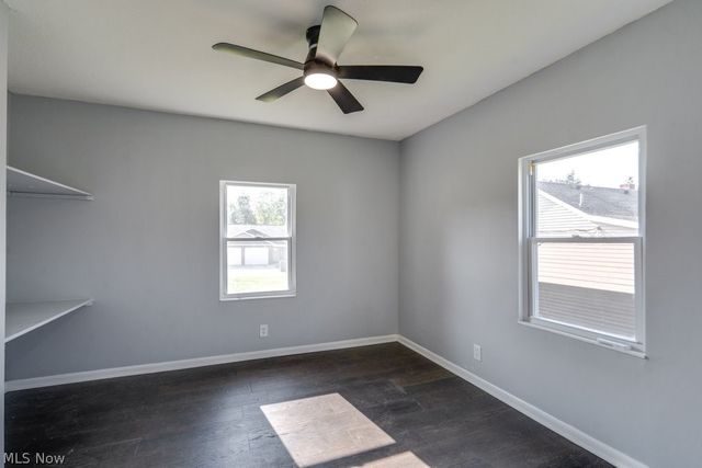 4100 Fairgrove Avenue SW, Massillon, OH 44646