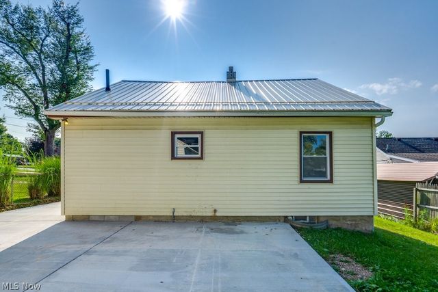 4100 Fairgrove Avenue SW, Massillon, OH 44646