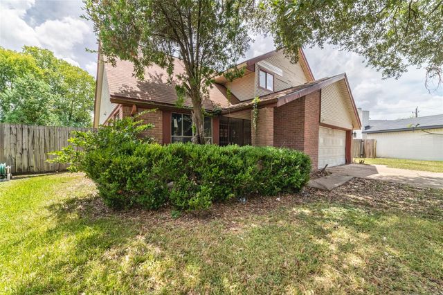 1203 Whispering Pine Drive, Missouri City, TX 77489