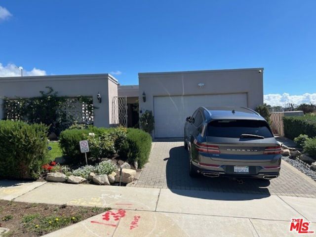 3908 Castlerock Road, Malibu, CA 90265