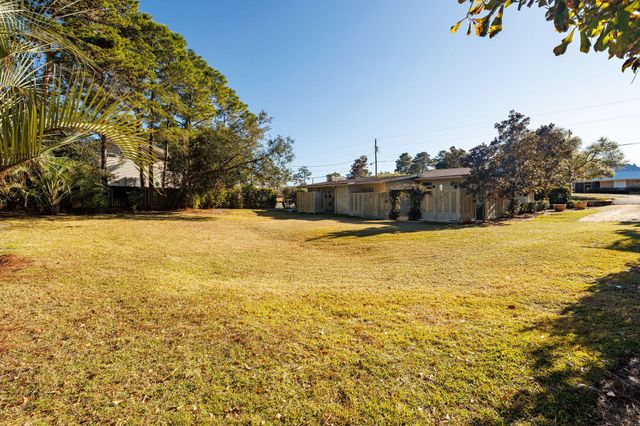 52 Dolphin Drive, Santa Rosa Beach, FL 32459