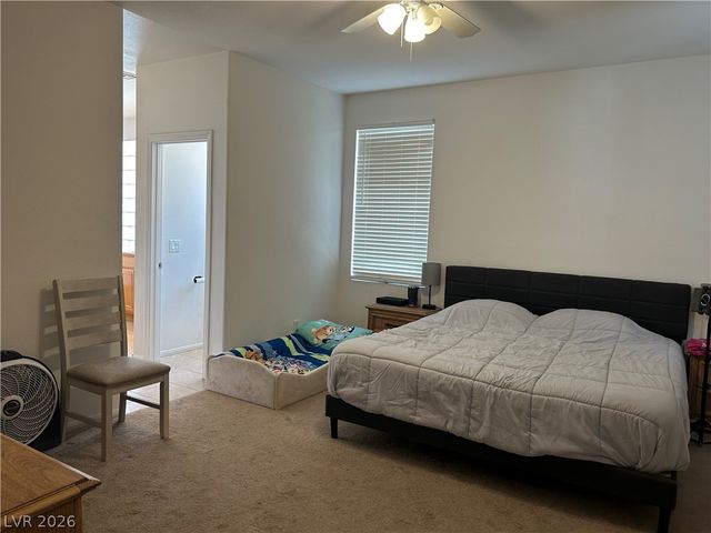 5832 Vista Luna Street, North Las Vegas, NV 89031