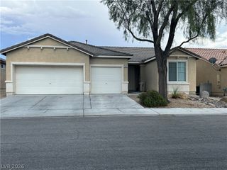 5832 Vista Luna Street, North Las Vegas, NV 89031