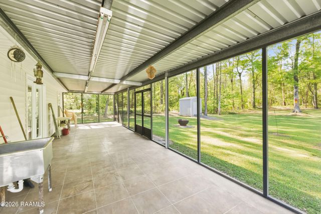 1136 Herman Dupuis Road, Breaux Bridge, LA 70517