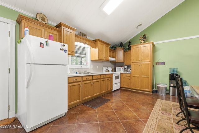 1136 Herman Dupuis Road, Breaux Bridge, LA 70517