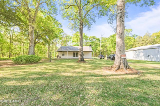 1136 Herman Dupuis Road, Breaux Bridge, LA 70517