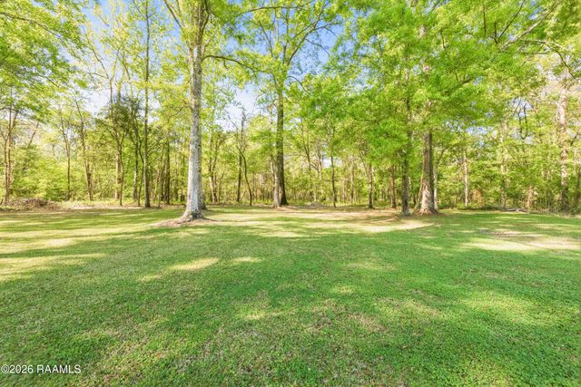 1136 Herman Dupuis Road, Breaux Bridge, LA 70517