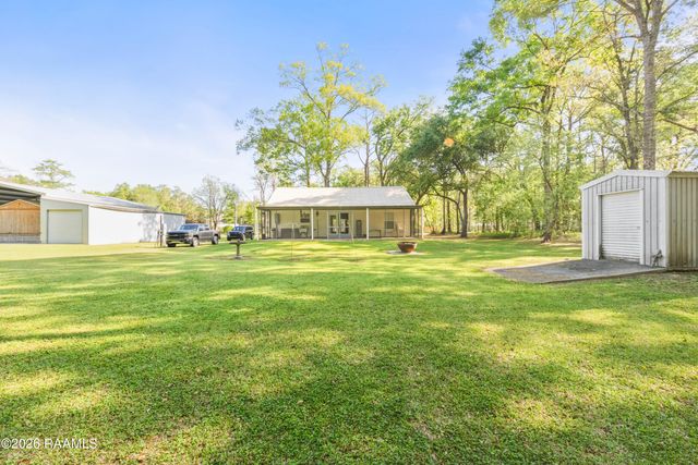 1136 Herman Dupuis Road, Breaux Bridge, LA 70517
