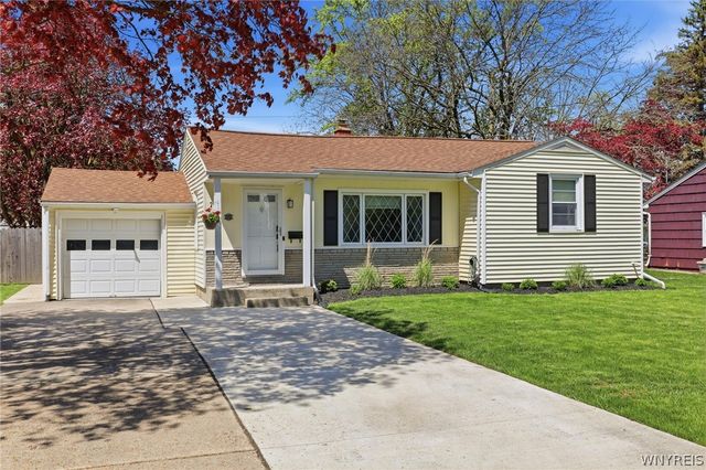 4320 Cameron Drive, Clarence, NY 14221