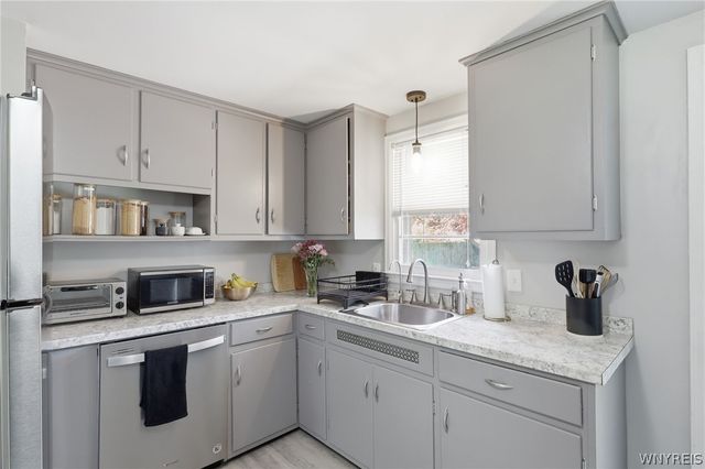 4320 Cameron Drive, Clarence, NY 14221